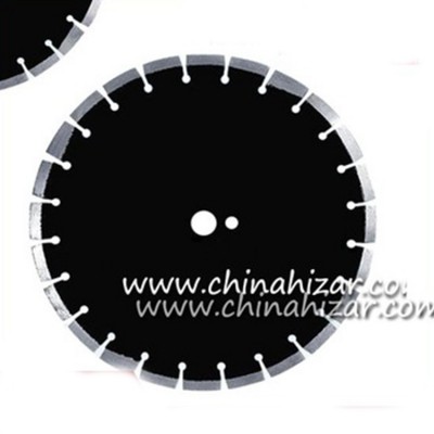 Concrete cutting tool circular diamond saw blade